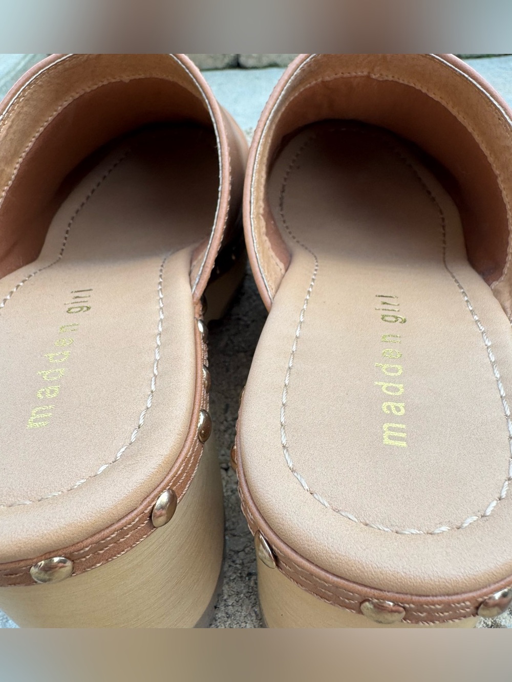 Madden Girl Tan Studded Platform Clog Mules Heels - Picture 5 of 8